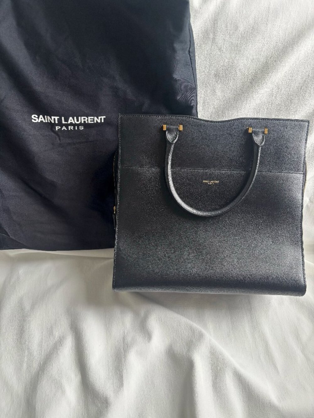 **LIKE NEW*** Saint Laurent Paris Tote Black Bag